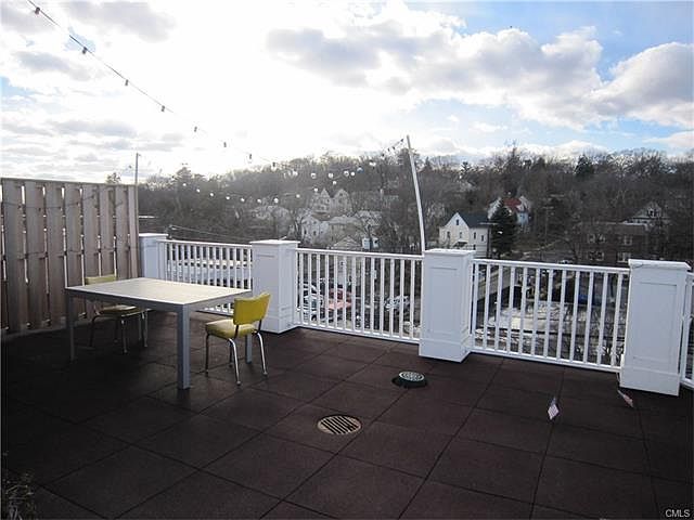 Private Deck