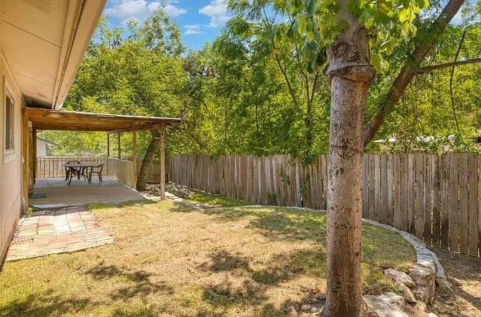 2121 Trede Dr — Photo 25