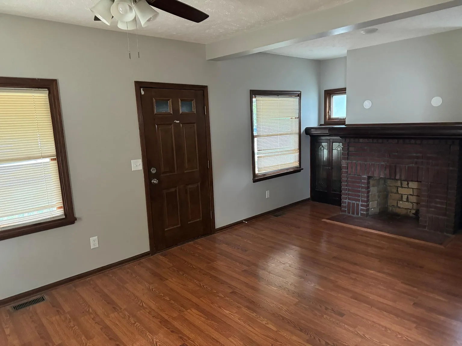 14510 Granger Rd APT 1 photo 1