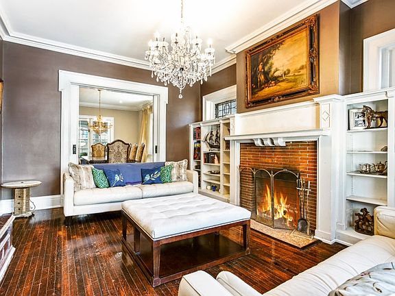 3rd image of 553-555 Clifton Ave