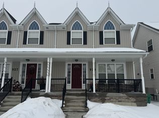 929 Broadway Blvd, Peterborough, ON K9H0J2