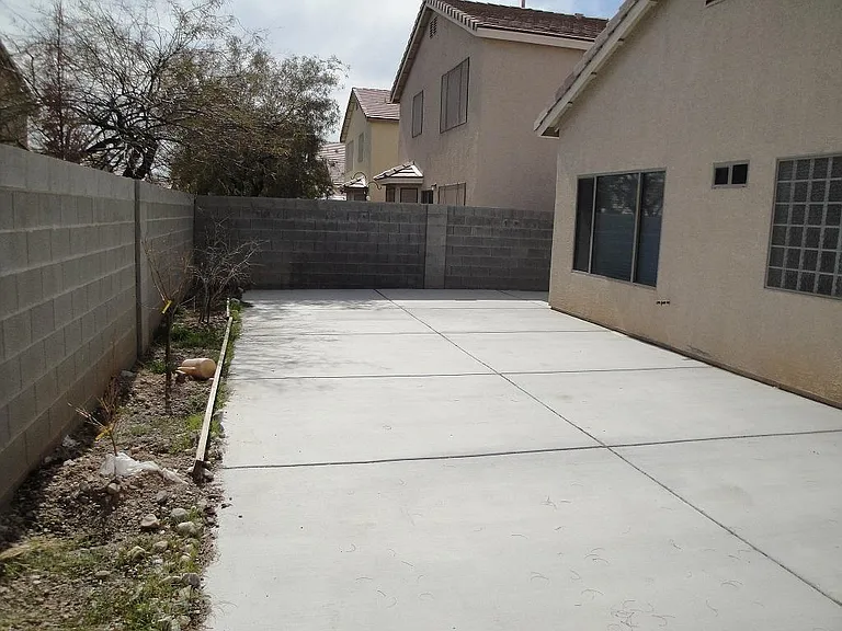 7724 Pacific Rim Ct — Photo 26