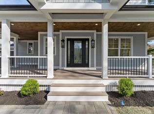 150 Fruit St, Hopkinton, MA 01748