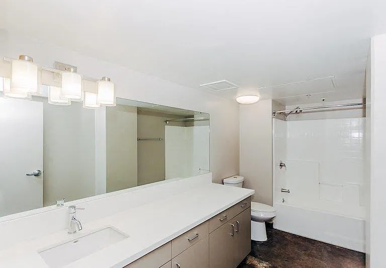 The Studio NoHo — Photo 25