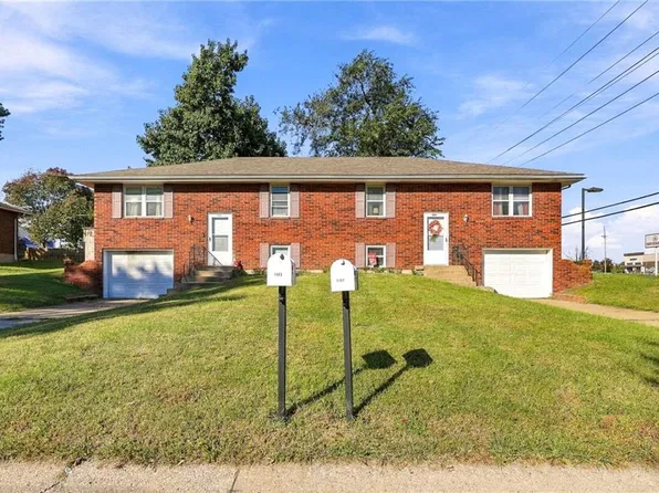 1101 SW Westminister Rd, Blue Springs, MO 64014