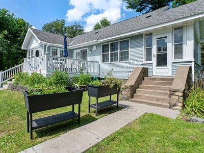 38946 5th Ave, North Branch, MN, 55056
