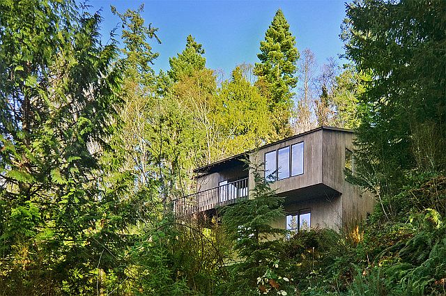 1st image of 5816 Crystal Springs Dr NE