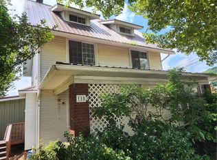 110 N Pennsylvania Ave, Apollo, PA 15613