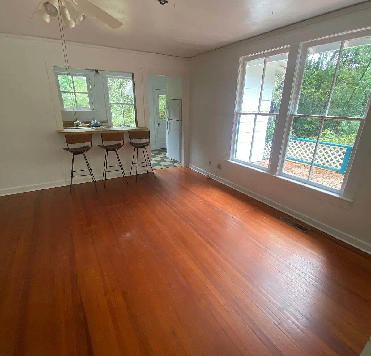 1 bed, 1.0 bath, 674 sqft, $995 — Photo 2