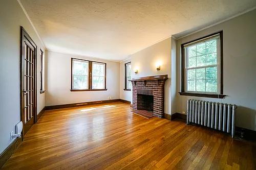117 College Ave Photo 1