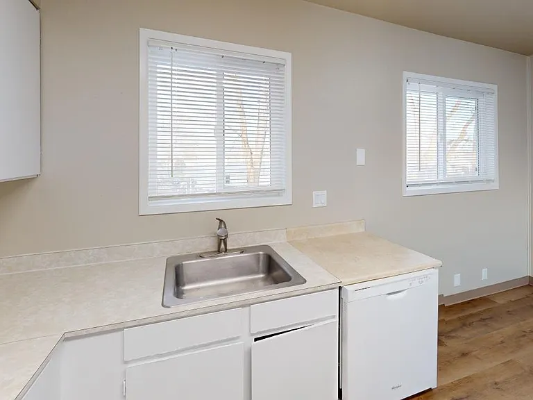 150 W Jennie Ave #B5 — Photo 9