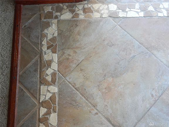 4th image of 1347 E Sandpiper Cir