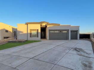 6053 Mint Park St, Santa Teresa, NM 88008