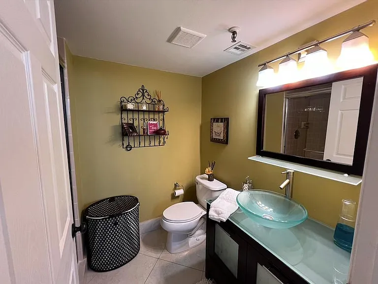 4550 NE 18th Ave #506 — Photo 12