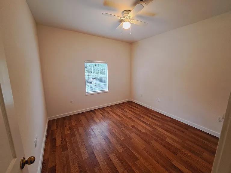 21604 Boggy Ford Rd — Photo 20
