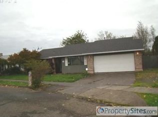 619 Wedgewood Dr, Molalla, OR