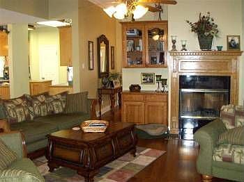 4th image of 119 Bonnabel Pl