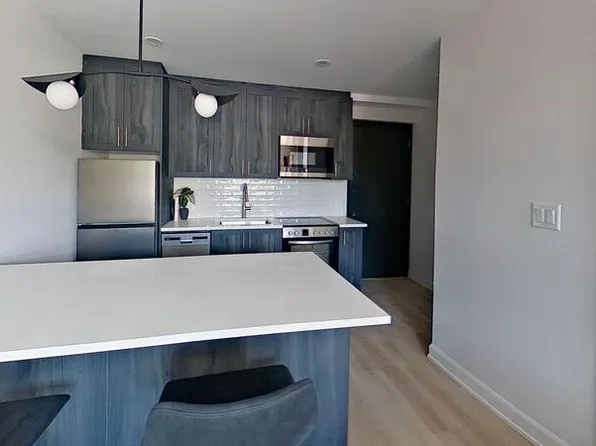 658 Somerset St W Unit 306, Ottawa, ON K1R 5K4