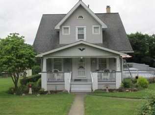 1123 Franklin St, Scottdale, PA 15683