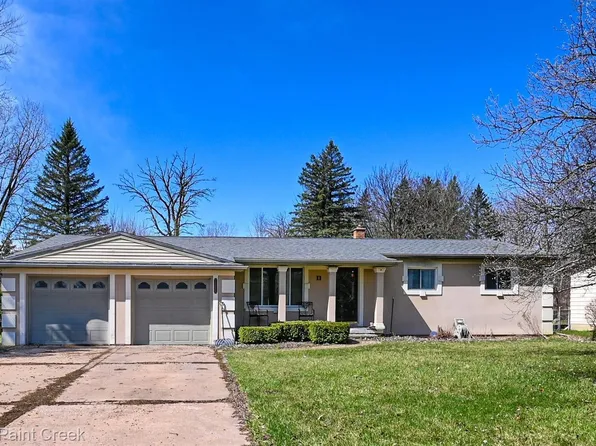 4125 Marianne Dr, Flushing, MI 48433