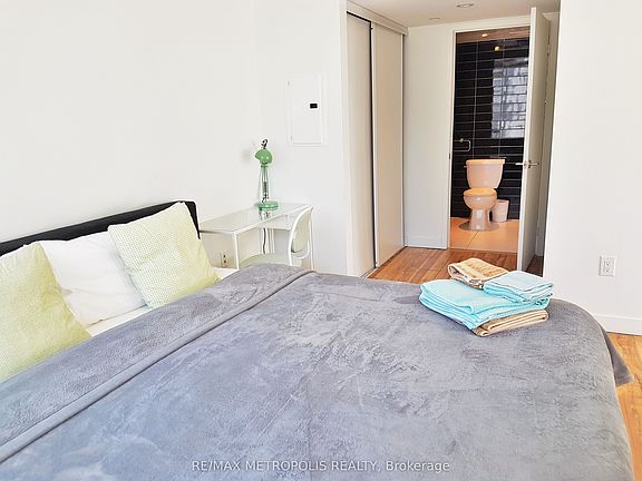 5th image of 85 Queens Wharf Rd #307