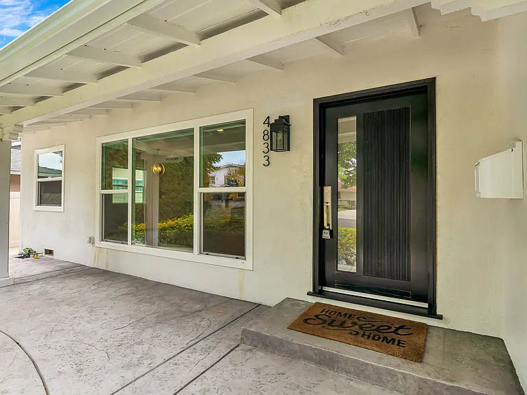 4833 Longridge Ave #1 — Photo 50