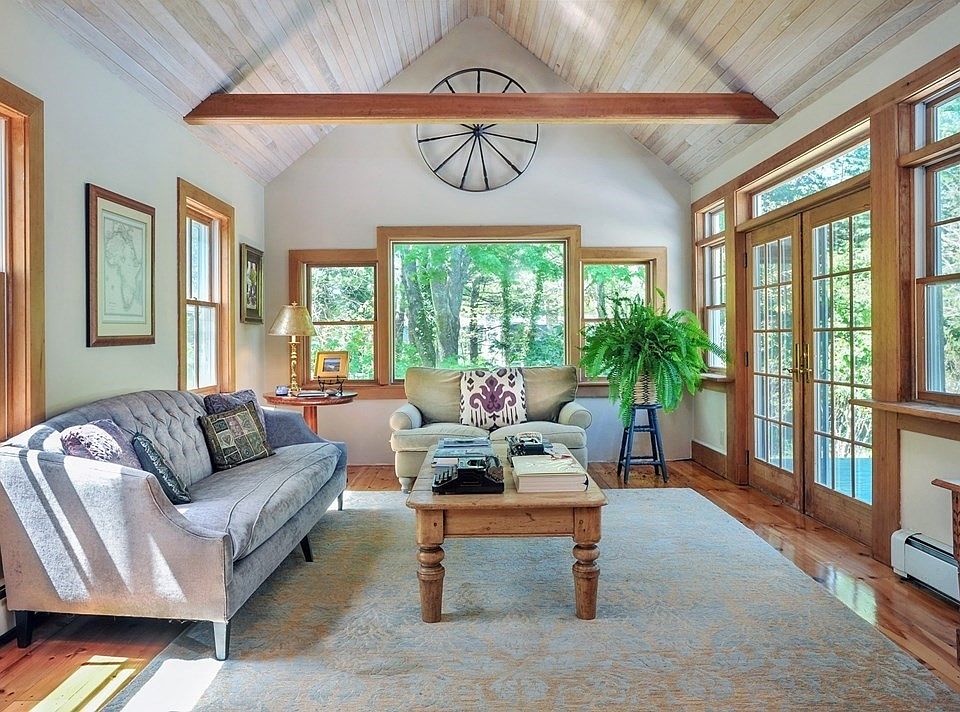 566 Tremont St, Duxbury, MA 02332 Zillow