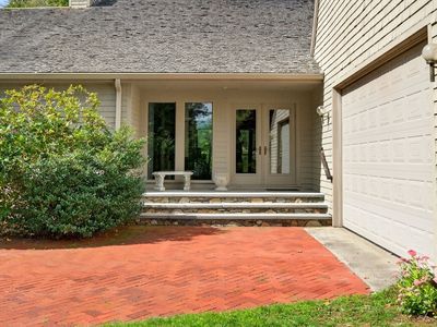 923 Drift Rd, Westport, MA, 02790