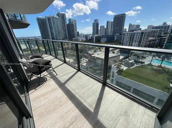 121 NE 34th St, Miami, FL