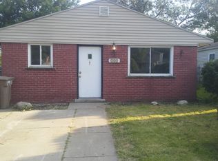 143 W Kennett Rd, Pontiac, MI 48340