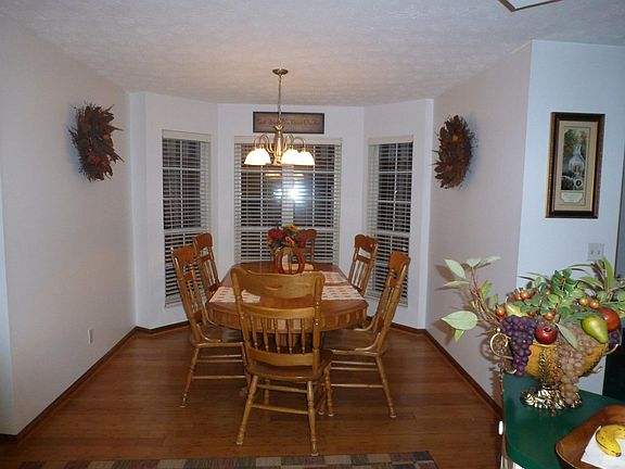 5th image of 15 Township Road 1483