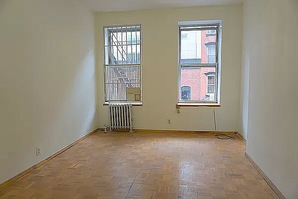 1st image of 178 Ludlow St #1B