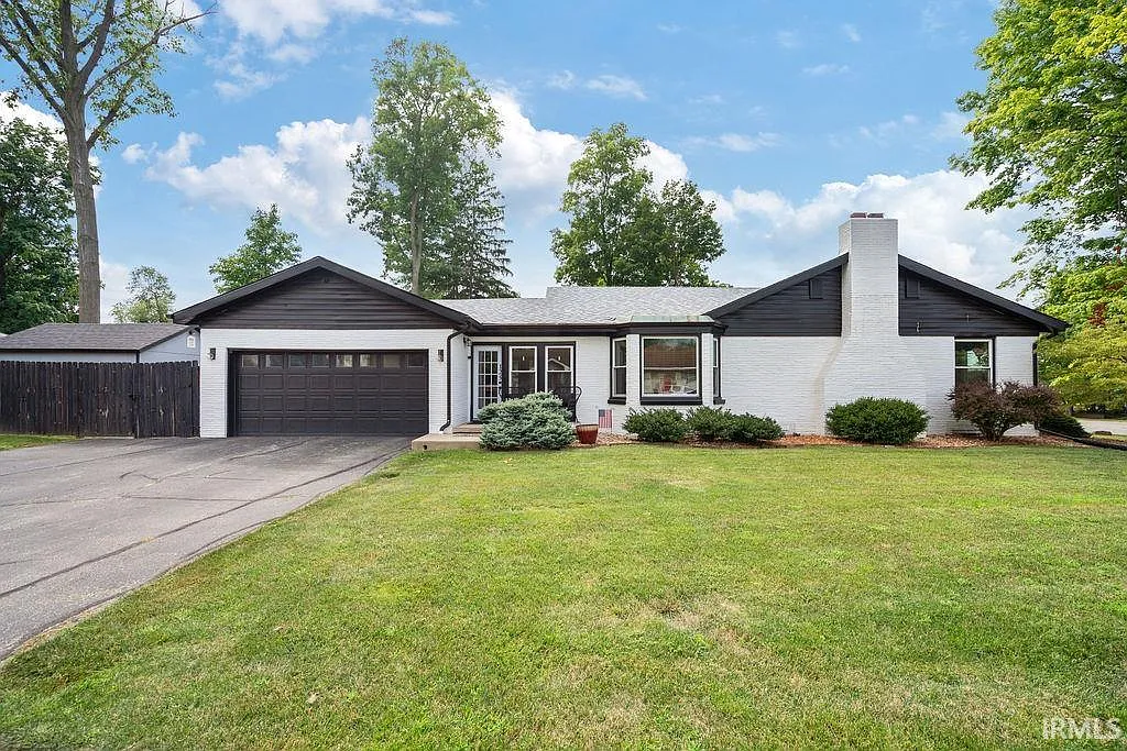 125 Leafy Ln photo 1
