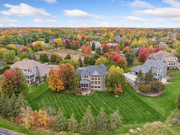 3rd image of 390 Lythrum Ln