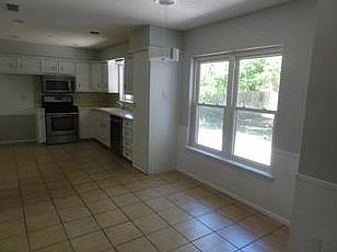 2nd image of 8009 Parkdale Dr