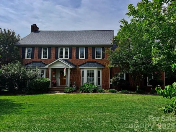 4368 Mackenzie Ct SW, Concord, NC 28027