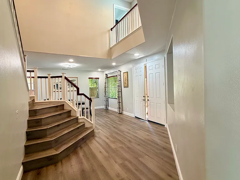 37121 Edgemont Dr — Photo 29