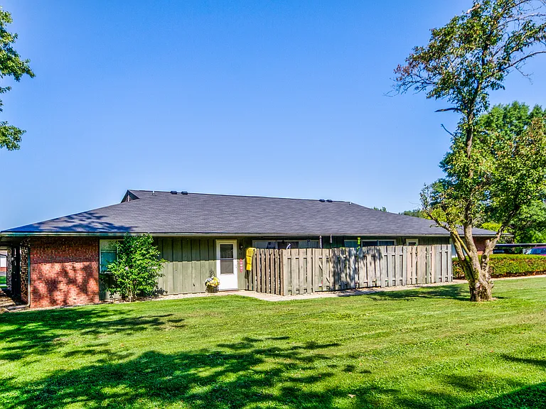 Greenbriar Village — Photo 12