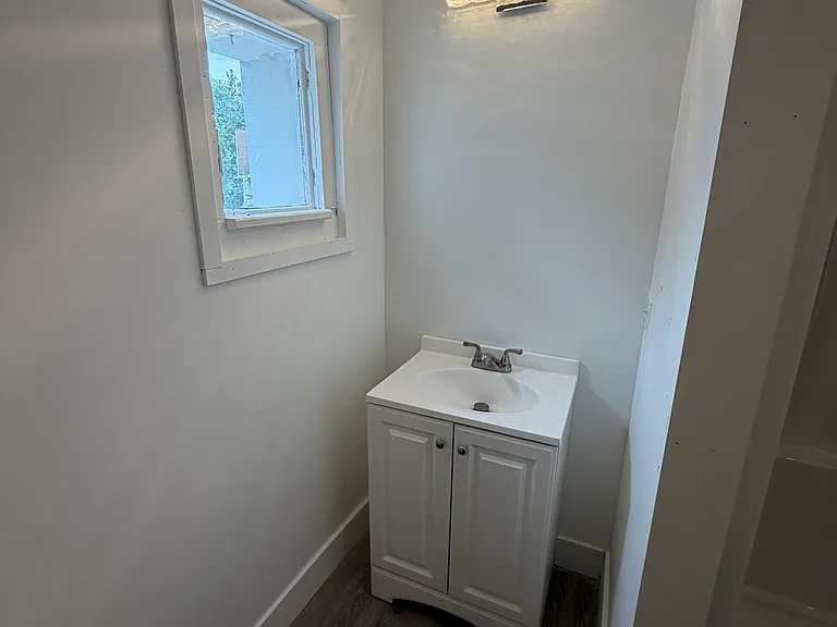 38 Prince St #2 — Photo 9