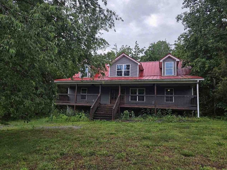 1st image of 422 Parker Rd