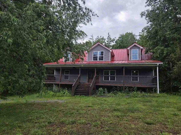 422 Parker Rd, Portland, TN 37148