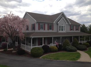 461 Danielle Dr, Nazareth, PA 18064