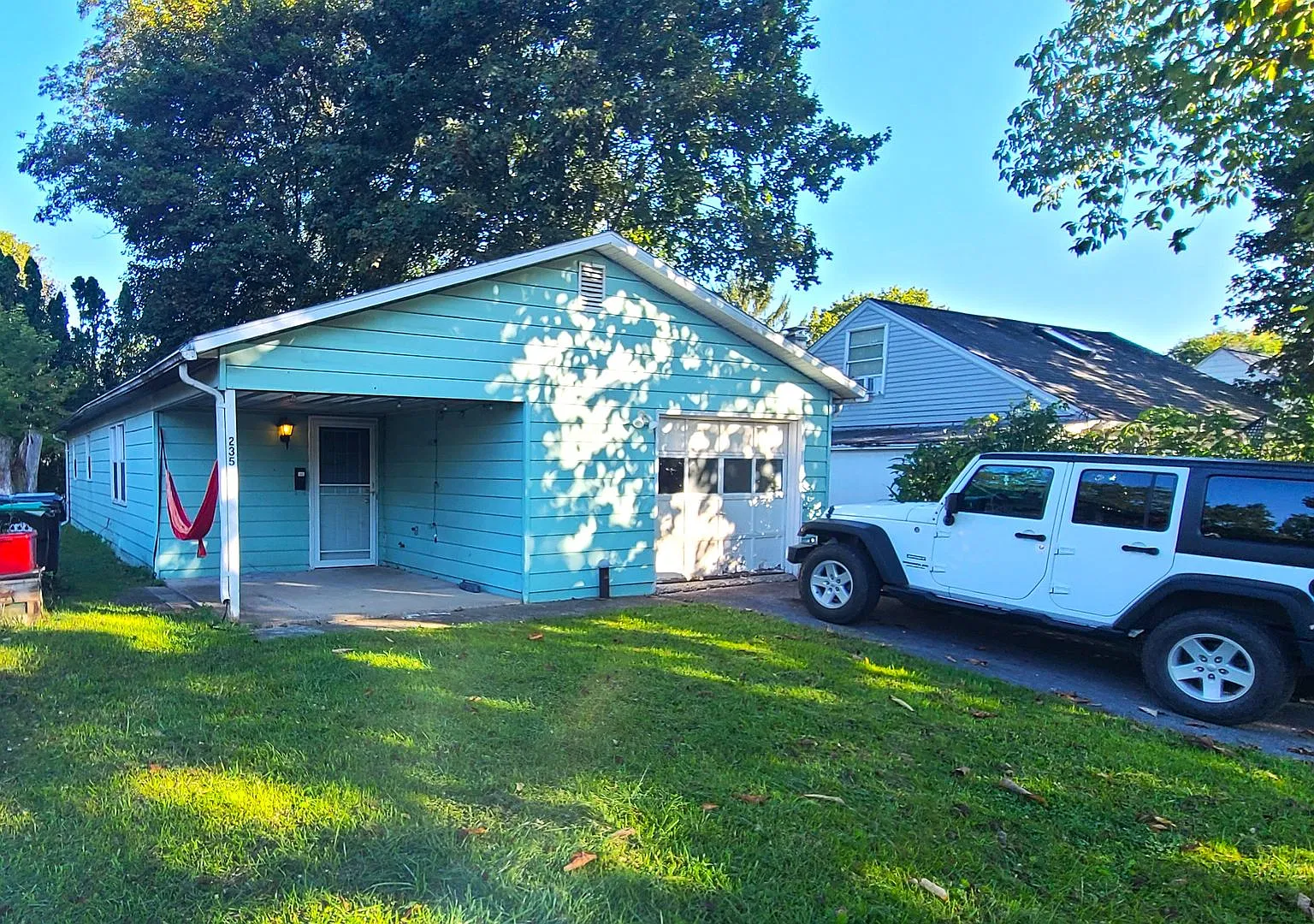 3-Bedroom Student Rental — Photo 2