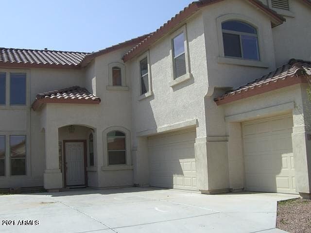 1st image of 73 W Castle Rock Rd