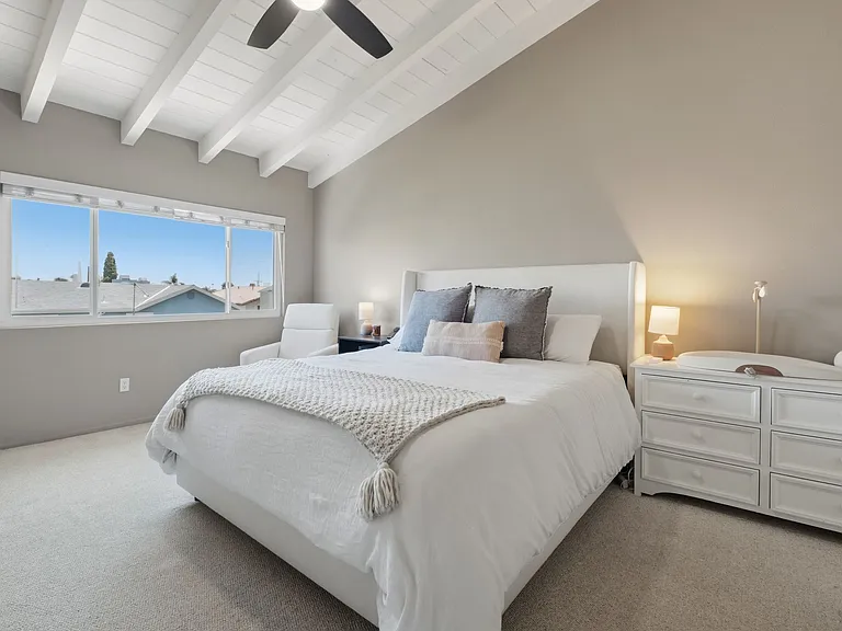 2112 Warfield Ave #9 — Photo 13