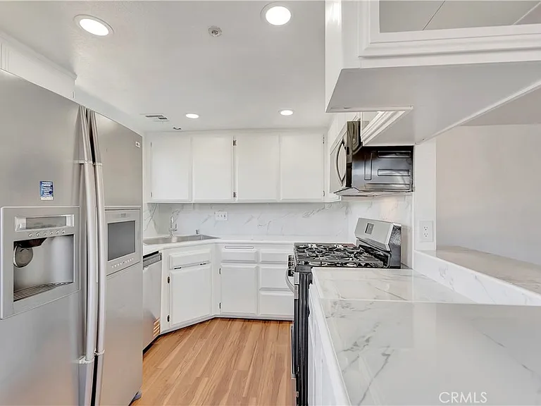 609 E Phillips Blvd — Photo 12