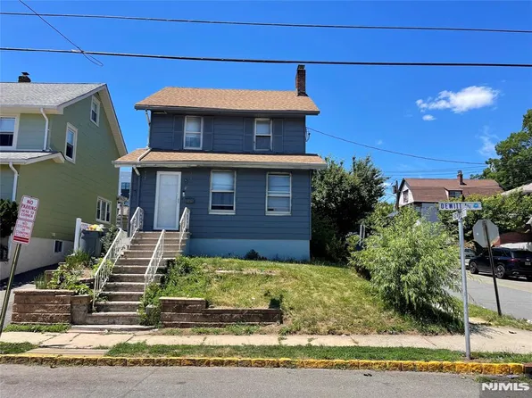 425 Dewitt Avenue, Belleville, NJ 07109
