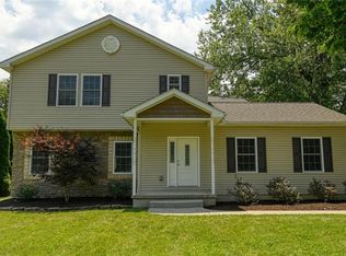 410 Perry Rd, Tallmadge, OH 44278