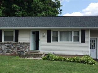 114 Barbara Ln, Rochester, NY 14626