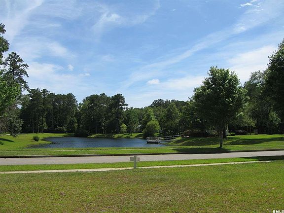 2nd image of 4 Park Sq N